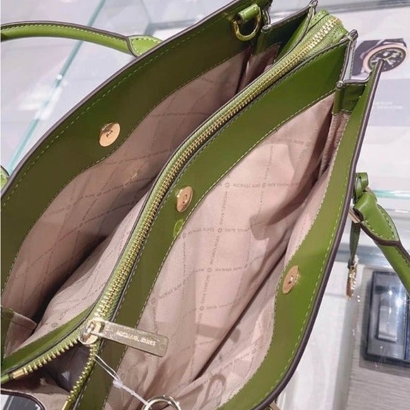 Michael Kors Satchel Hope Large Evergreen - Picture 4 of 5